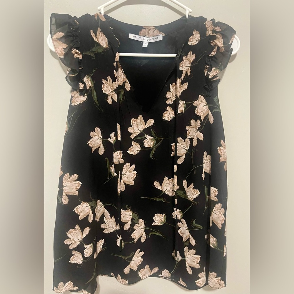Collective Concepts Black Tank Blouse - Medium